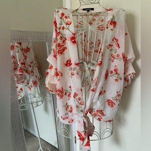 Chiffon tie-front blouse. Poppy design. Unique. Can be tied in front or back.